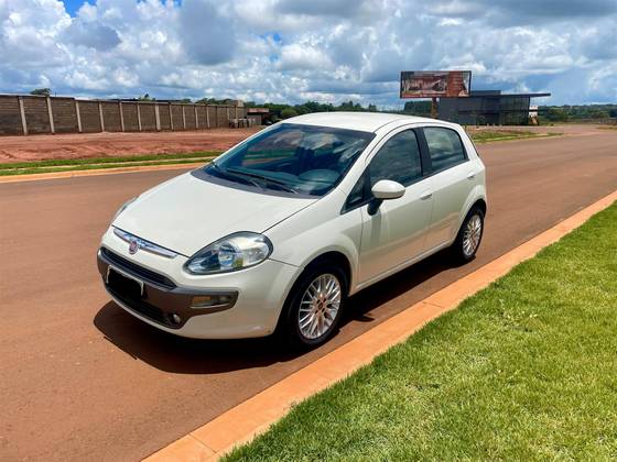 FIAT PUNTO 1.6 ESSENCE 16V FLEX 4P MANUAL